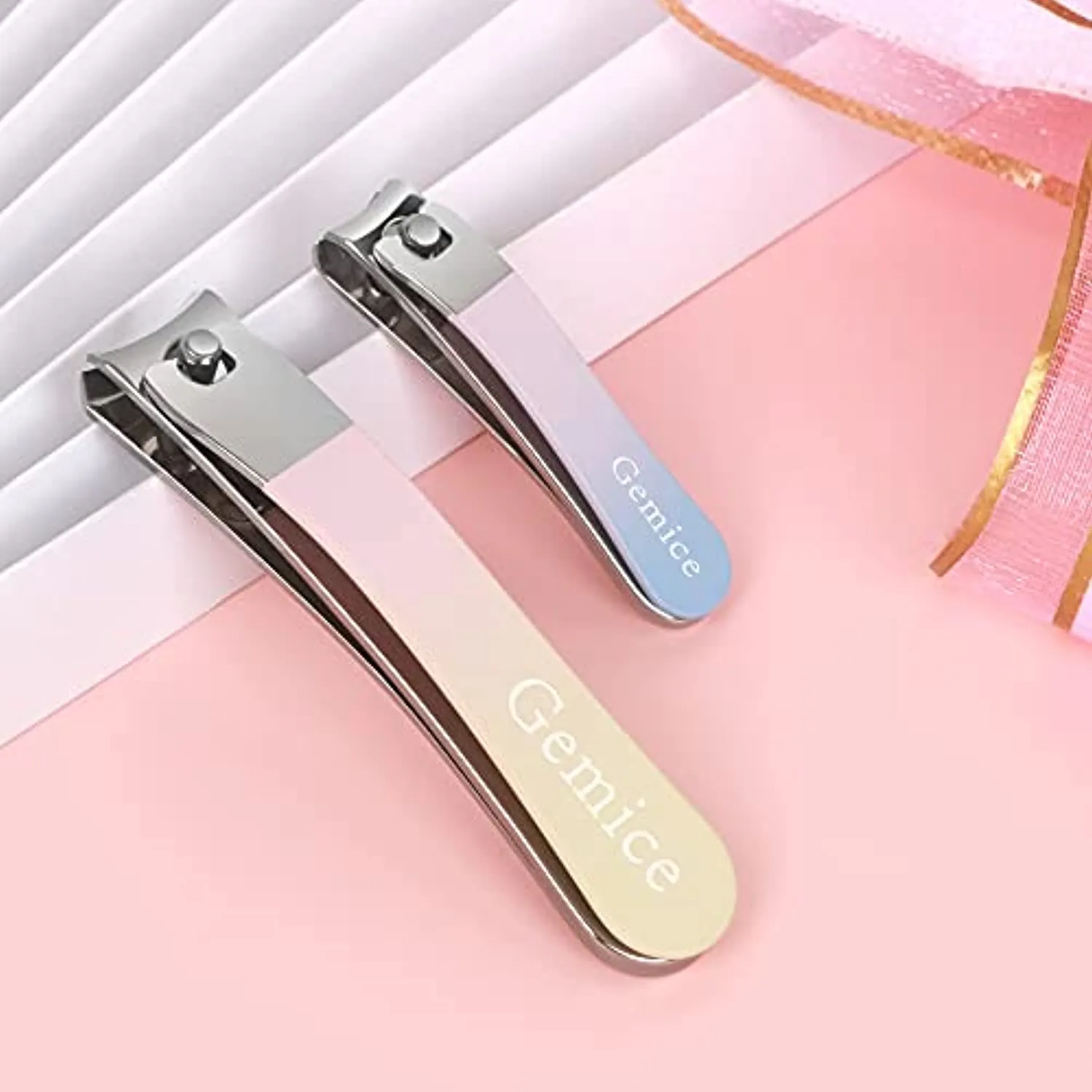 Gemice Nail Clippers Set, Fingernail Toenail Clippers with Sharp Curved Edge, Stainless Steel Finger & Toe Nail Clipper Set with Leather Case for Men & Women and Kids