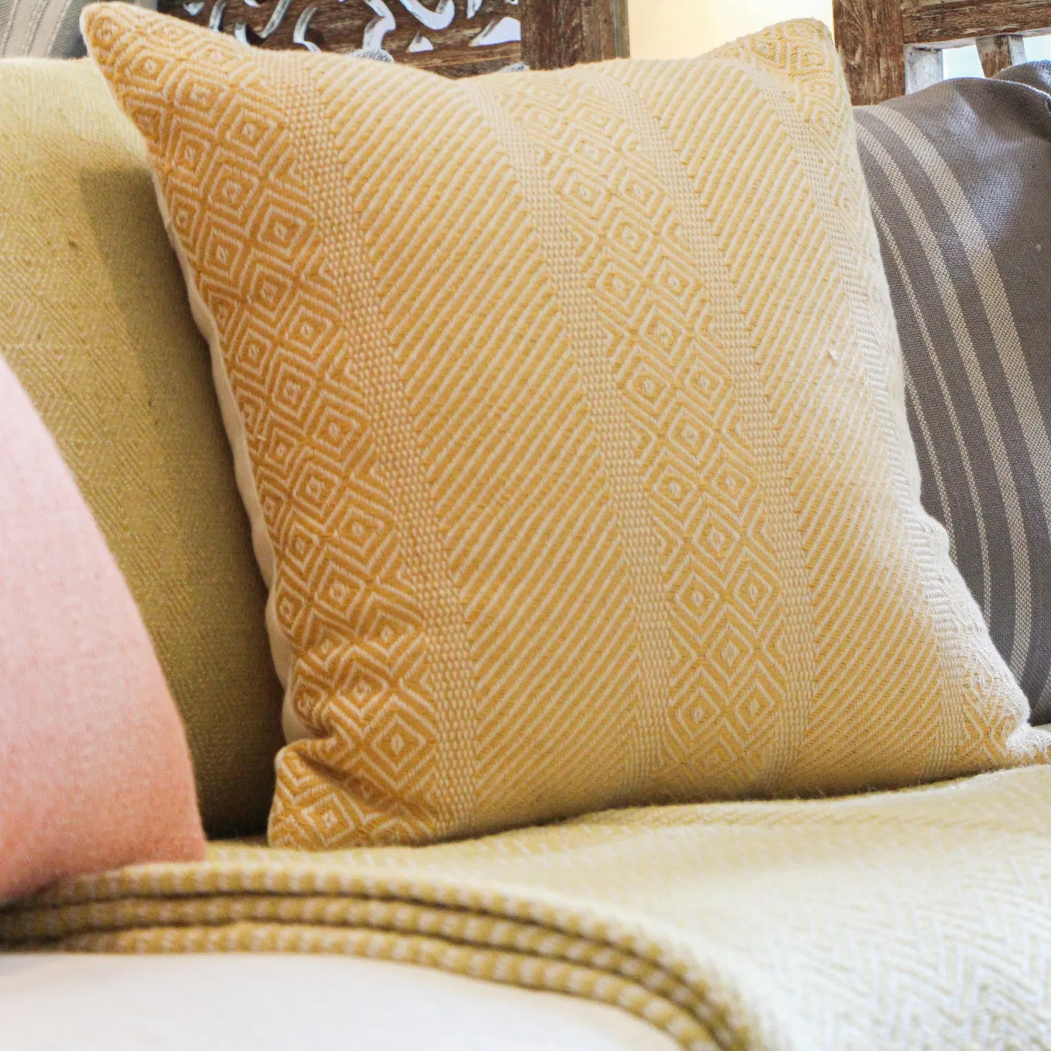 Gold Minerva Cushion